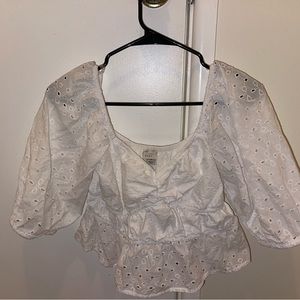 WHITE CROPPED BLOUSE